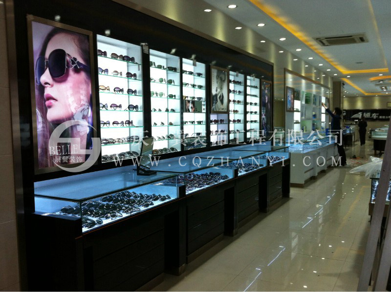 重庆重庆北碚国泰直通车眼镜专卖店